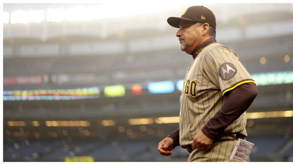 Rubén Niebla, coach de pitcheo y manager asociado de los Padres.