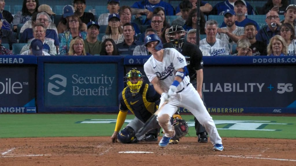 Dodgers beat Brewers for 10th straight win