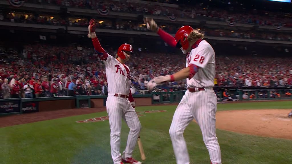 Phillies' Rhys Hoskins spikes bat amid Phillies' home run parade