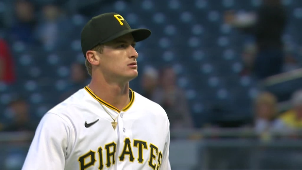 Endy Rodríguez, Quinn Priester debut for Pirates, who step up