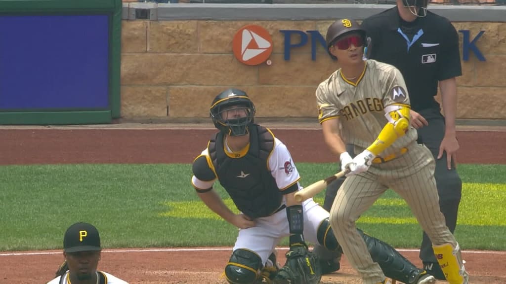 Punched in the mouth for the first time this season, Cardinals don't offer  much of a response in Sunday's loss to Pirates