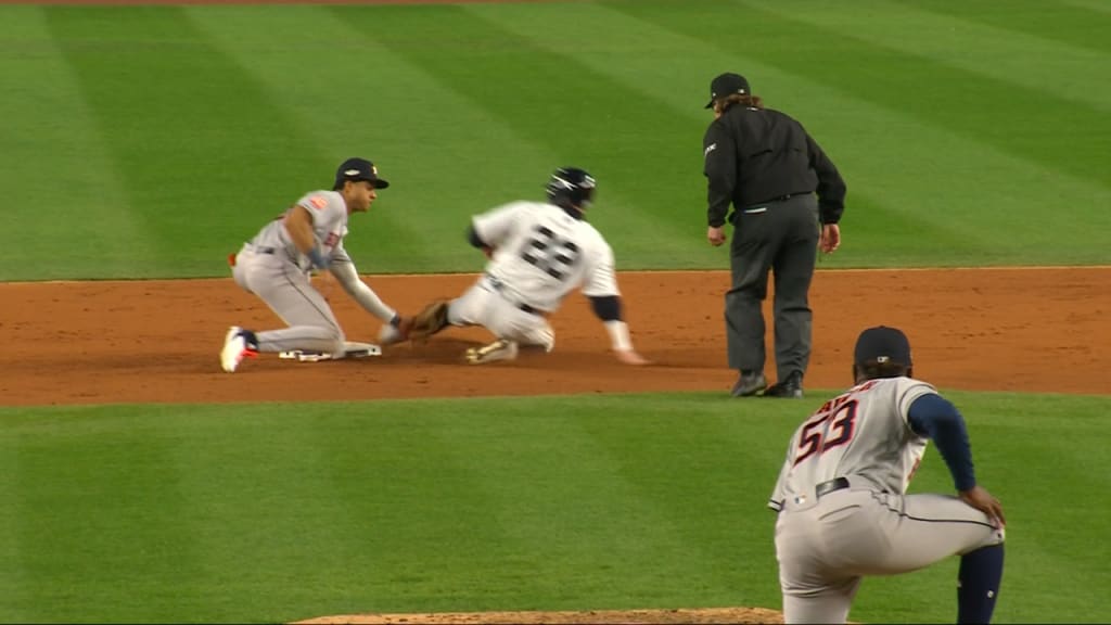 Christian Vázquez guides Astros pitchers to ALCS Game 3 win