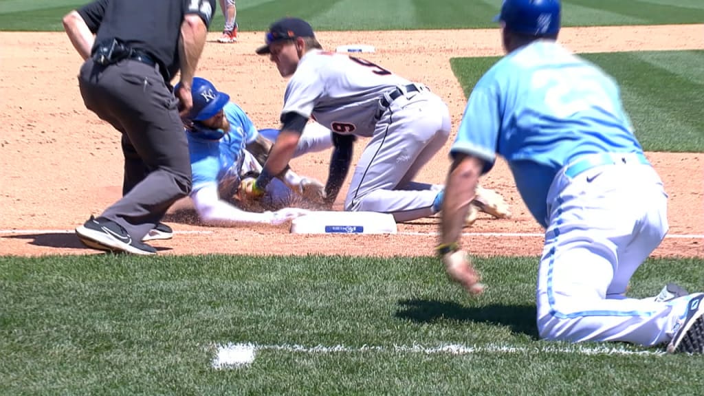 Zack Greinke shuts down Padres in 3-0 Dodgers win