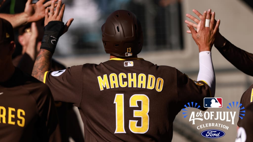LIVE: Shorthanded Padres strike first