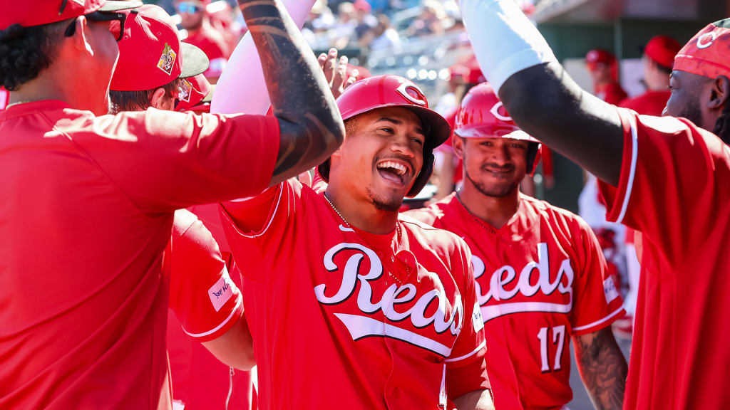 Marte has big day in field, at plate as roster battle heats up