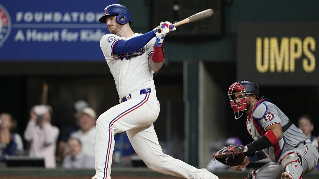 Jonah Heim's RBI single