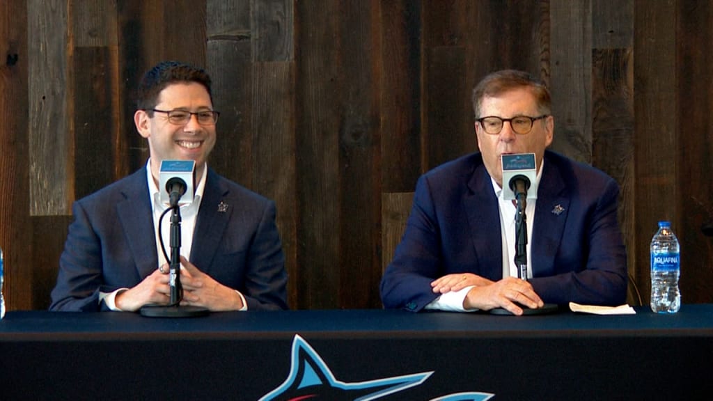 Marlins introduce Peter Bendix