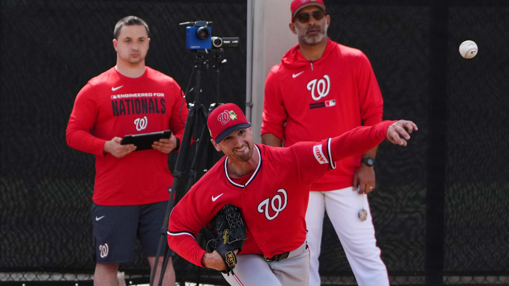 Q&A: Get to know Griffin outside 'The Office'