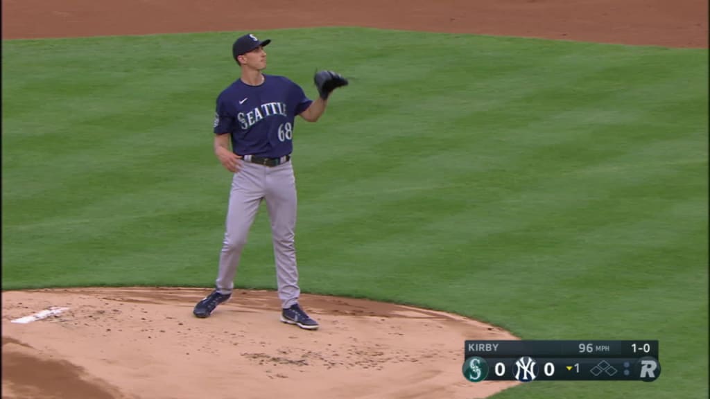 More than just 'The Throw': J.P. Crawford gets his feet underneath him with  Mariners - The Athletic