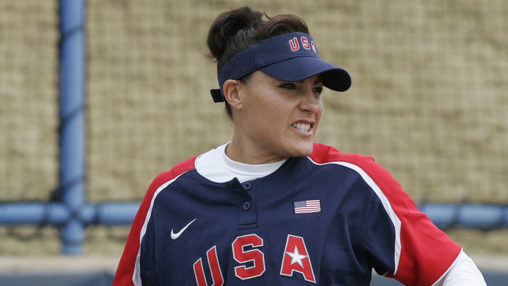 Lisa Fernandez training with Team USA (AP)