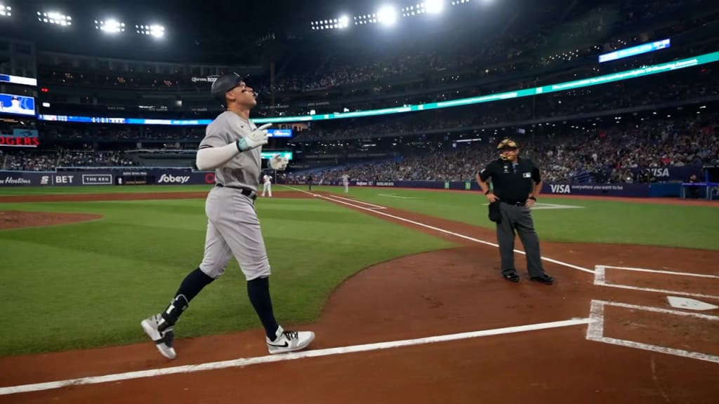 Aaron Judge hits two home runs