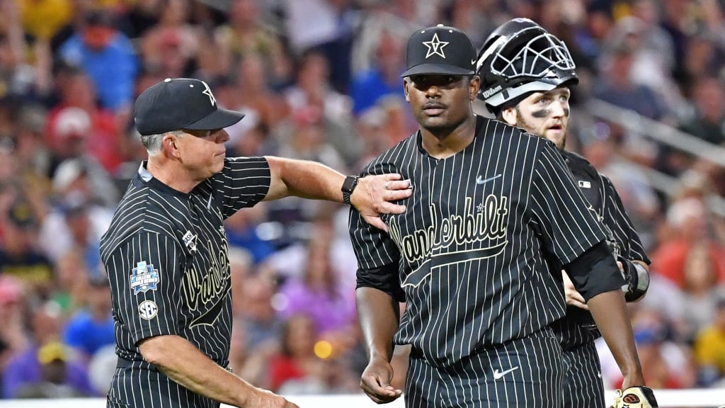 Tim Corbin and Kumar Rocker at Vanderbilt