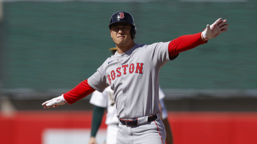 Kyle Harrison pitches out of bullpen in Red Sox debut
