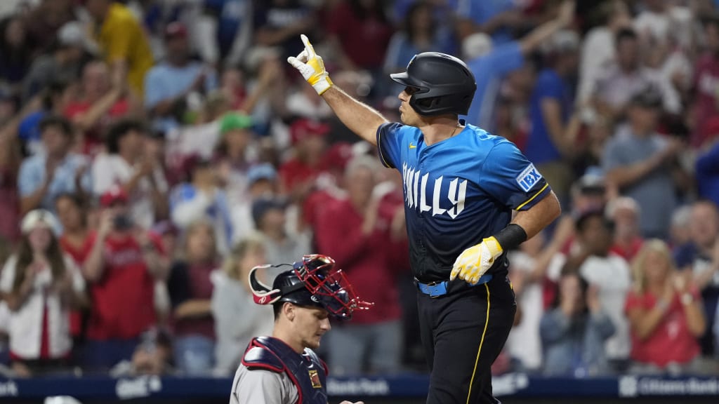 Bryce Harper on irritation in elbow and wrist