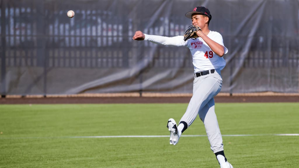 Baseball can change my life': The story of Kansas City's MLB Urban Youth  Academy - The Athletic