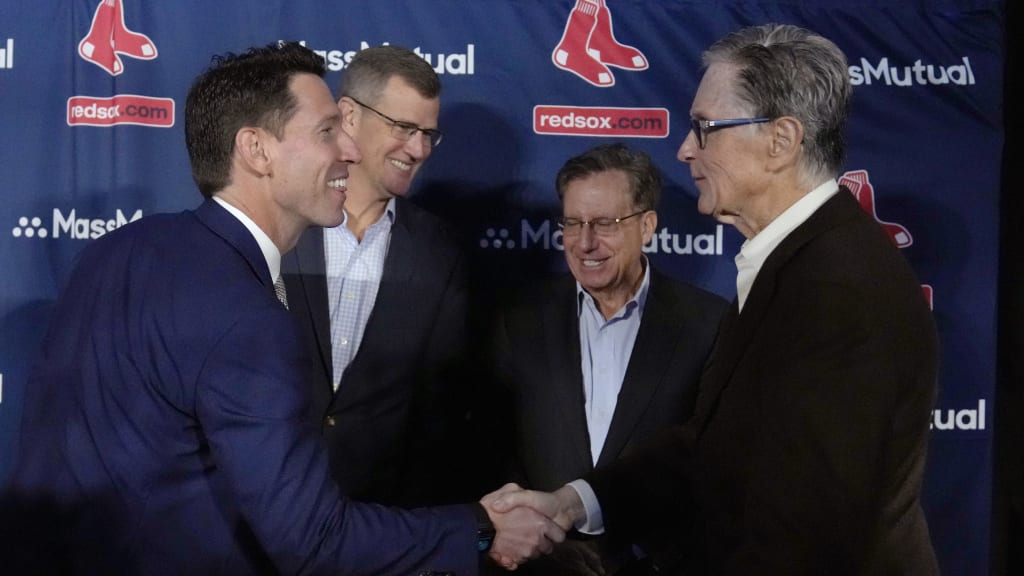 Craig Breslow receives praise from MLB executives at GM Meetings
