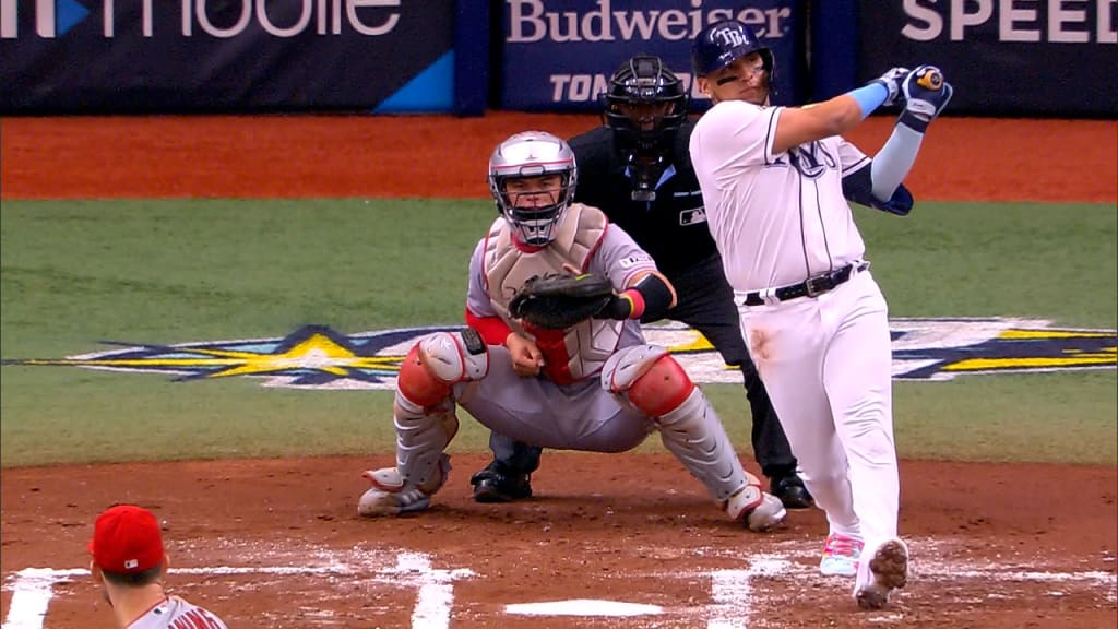 Brandon Lowe's walk-off single completes Rays' comeback over