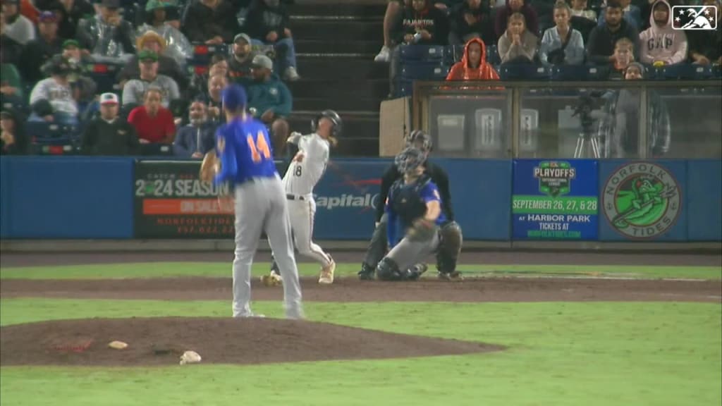 Jackson Holliday's home run