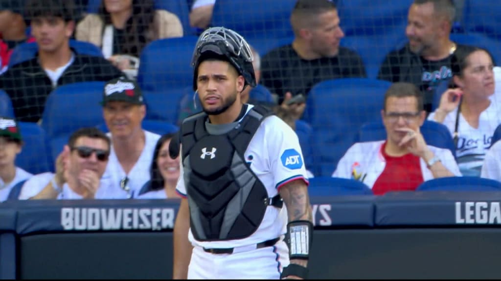 Agustín Ramírez throws out Shohei Ohtani