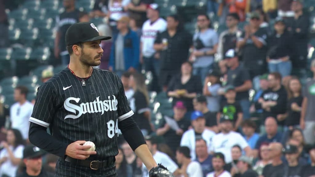 Luis Robert Jr. hits walk off single behind Dylan Cease