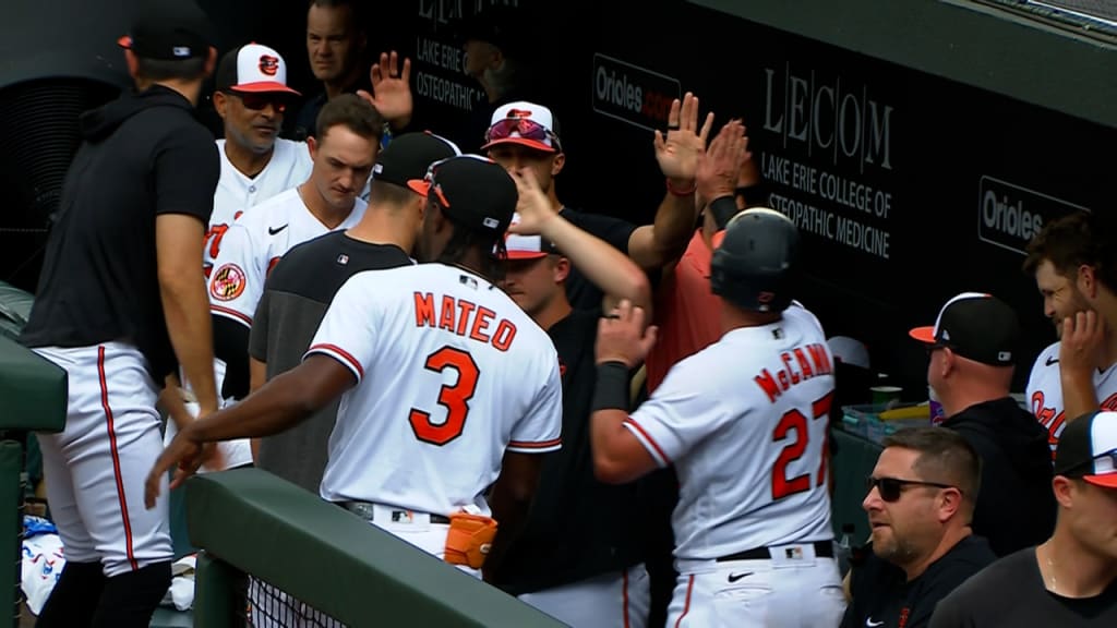 Orioles blank Brewers 2-0 in home opener at Camden Yards - Seattle Sports