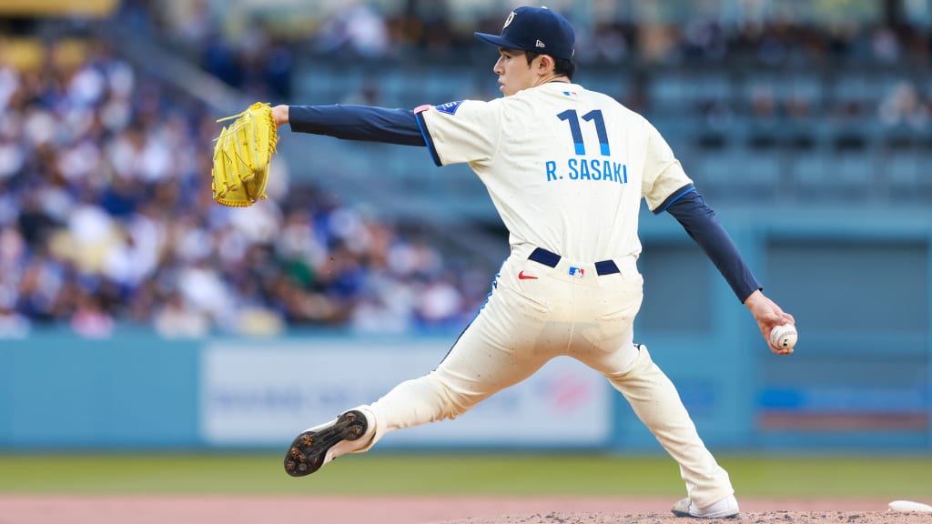 LIVE: Sasaki looks to add to good day for Dodgers pitching