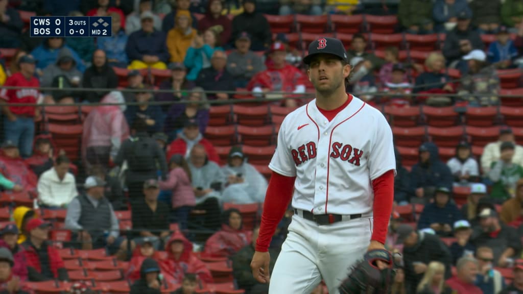 Red Sox lose to White Sox in rain-shortened game