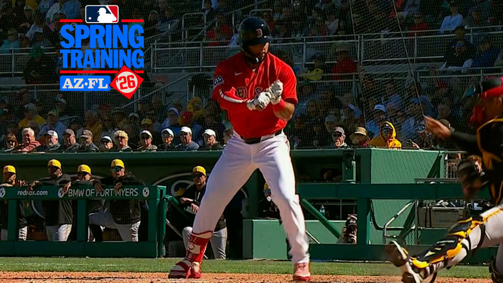 A Spring Training mystery: How, exactly, did this bat break?