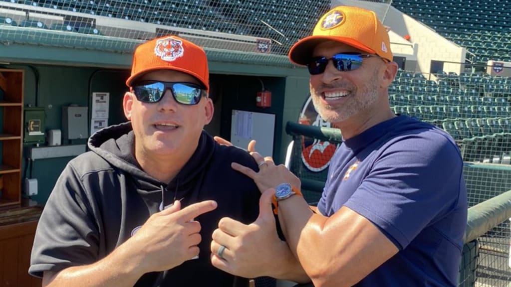 A.J. Hinch and Joe Espada pose together during Spring Training 2024 (Brian McTaggart/MLB.com)