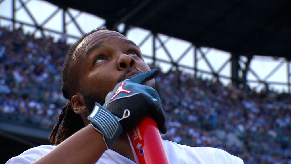 Vladimir Guerrero Jr. 'proud' to honor father with Home Run Derby crown