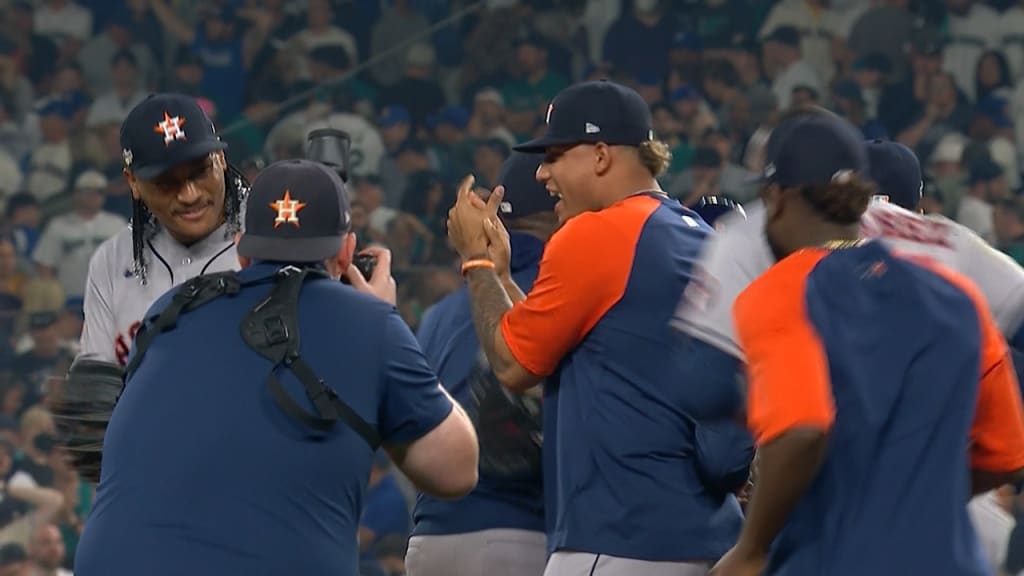 Garcia seals Astros' ALCS berth