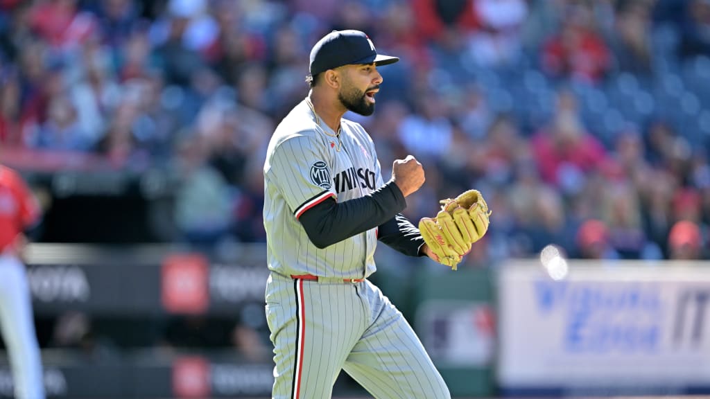 Twins get first series win in Cleveland since 2023