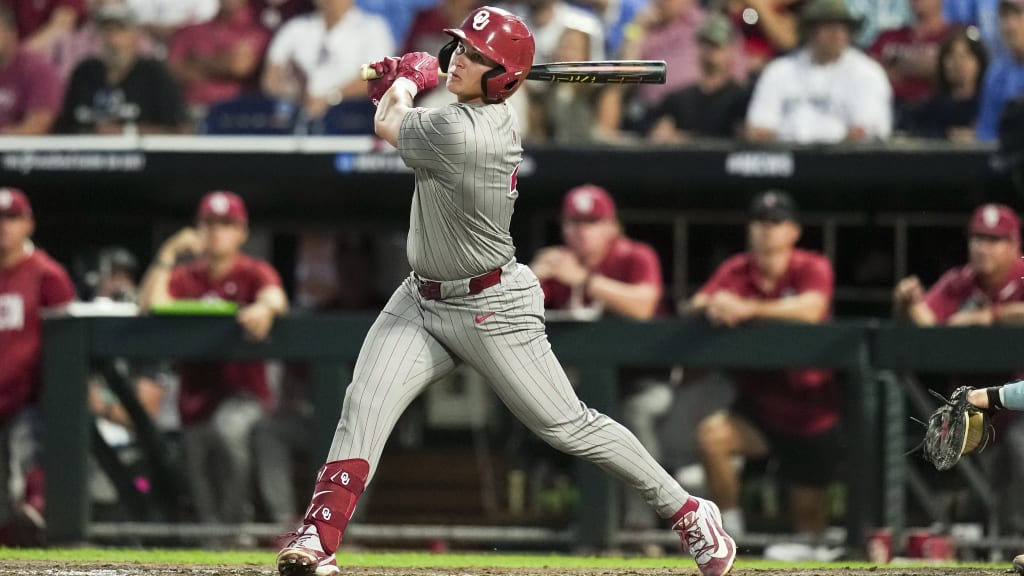 Angels carry on family traditions by drafting Willits, Salmon