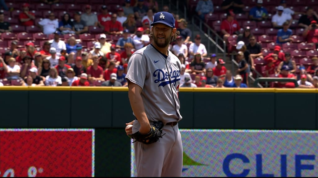 Kershaw provides Dodgers with low-stress victory in Cincinnati