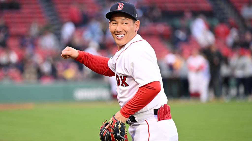 Matsuzaka finds form to lead Red Sox past A's