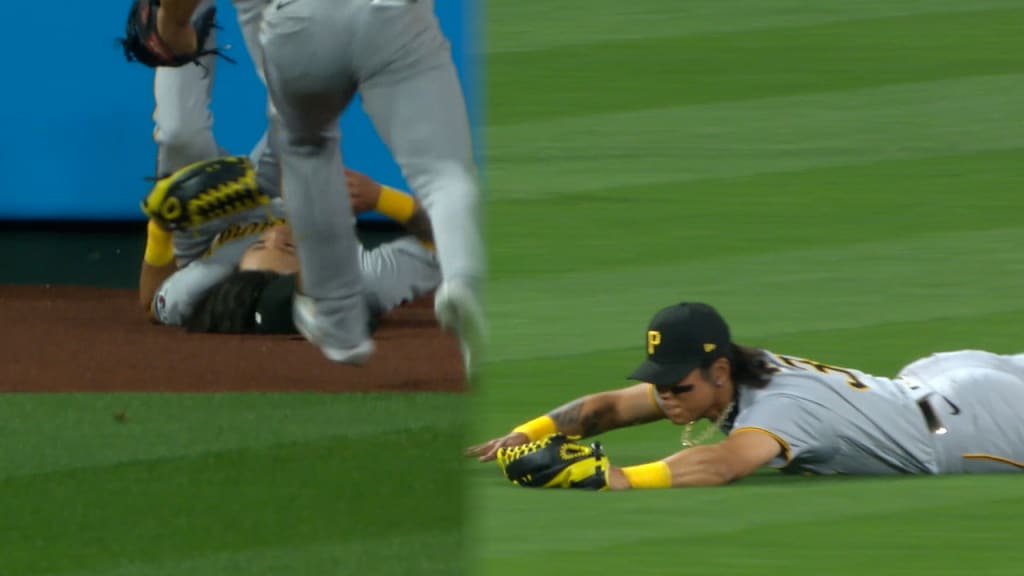 Ji Hwan Bae's pair of nice grabs