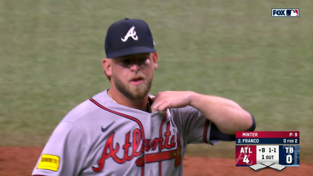Braves' A.J. Minter GOES OFF for 7 strikeouts in 10 batters to