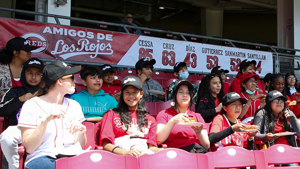 Reds host Amigos de los Rojos group at Great American Ball Park