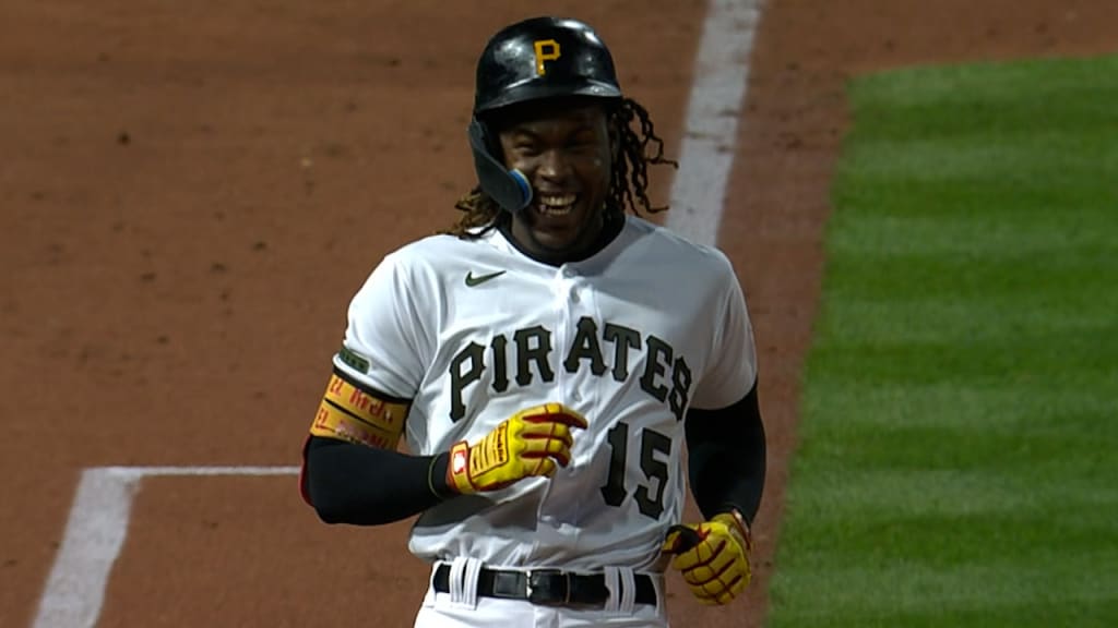 Cruz's four-hit night