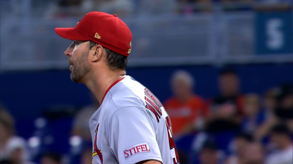 Cardinals Lose Adam Wainwright to a Groin Injury - Bleacher Nation