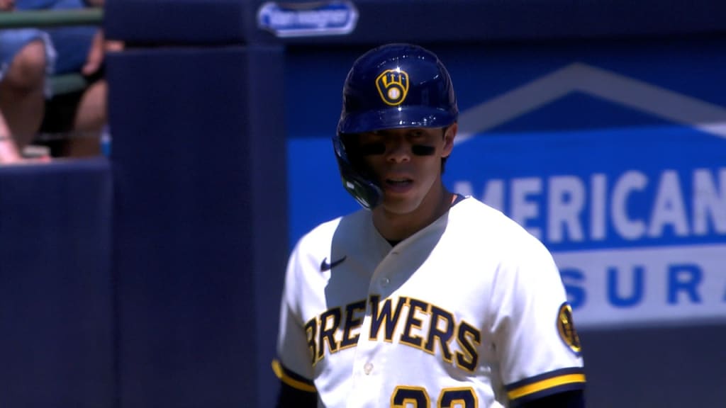 Brewers' Blue-Gold World Series opener has it all