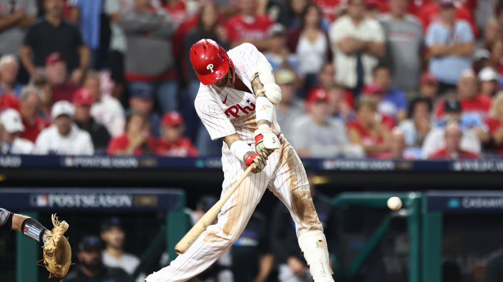 Home runs enable Phillies to end road trip with win over White Sox 