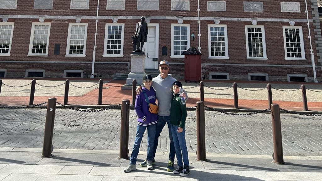 Warren Schaeffer with his children, Beauman (left) and Emerson