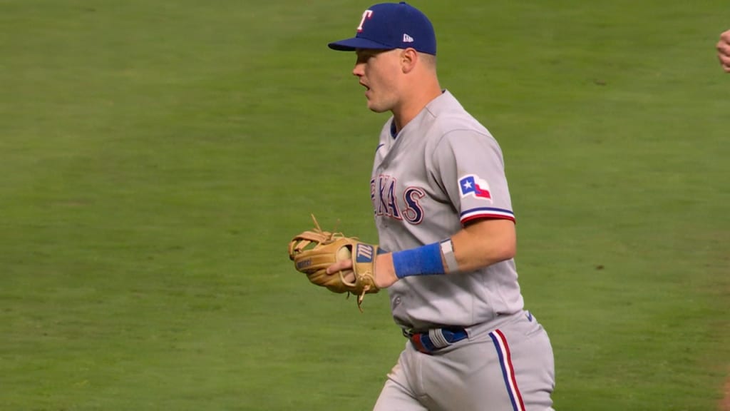 Rangers build big early lead off Valdez, hold on for 5-4 win over