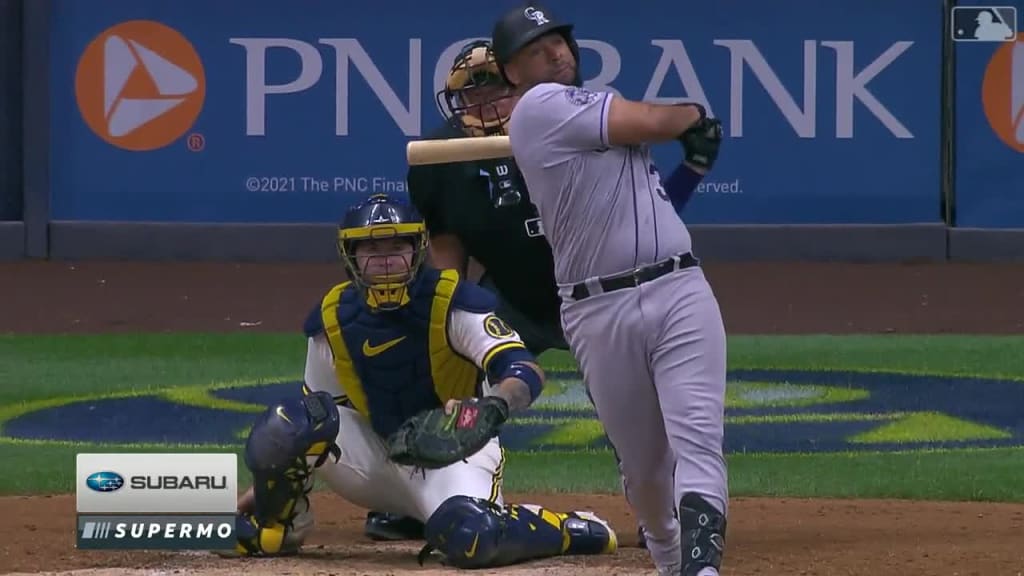 Elias Díaz steady behind the dish for Rockies