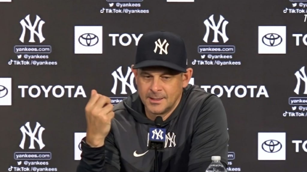 WATCH: Yankees manager Aaron Boone crushes home run on 50th birthday