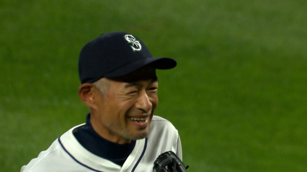 Ichiro Suzuki inducted into Hall of Fame