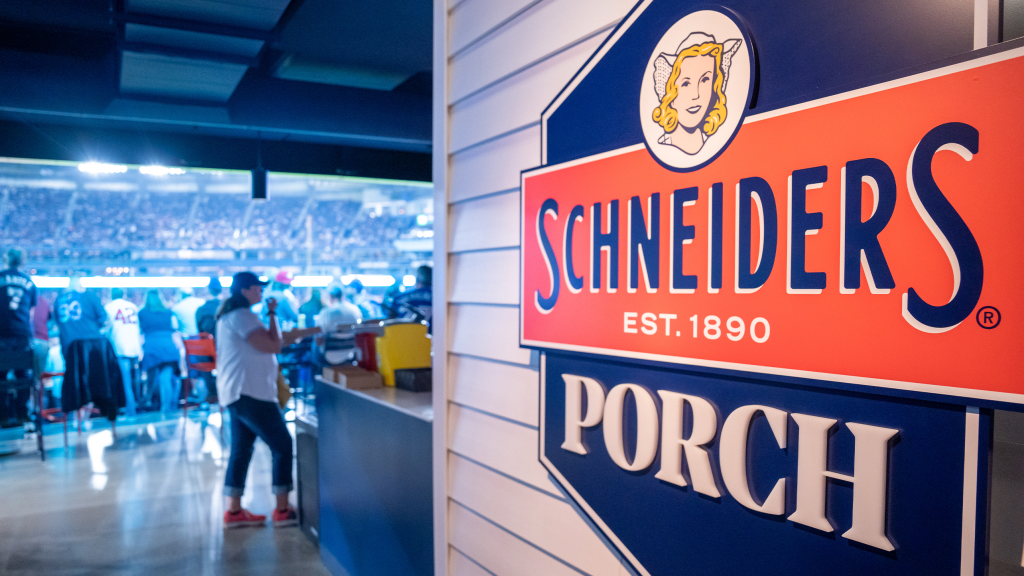 Loonie Dogs Night Toronto Blue Jays