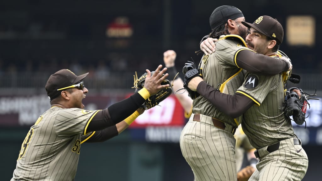 Dylan Cease shares no-hitter moment with Luis Arraez