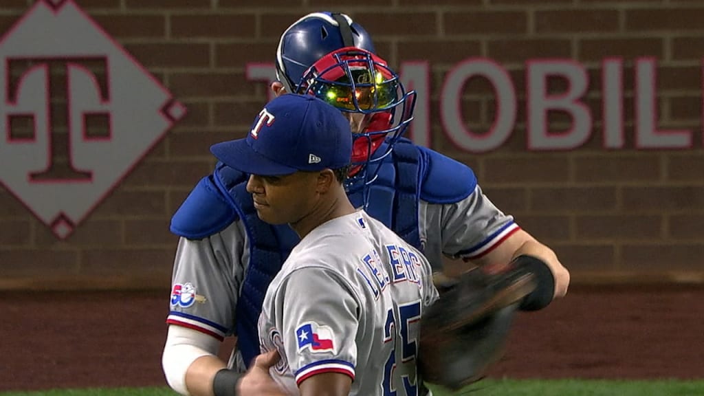 Josh Jung's first career homer, 09/09/2022